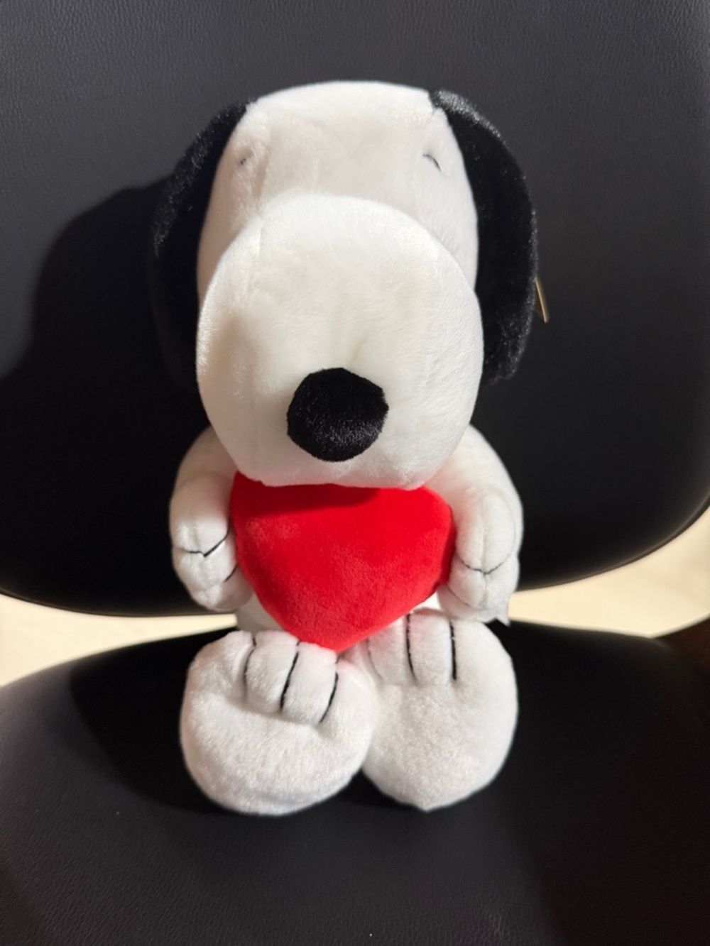 Peanuts Snoopy Plush Dog Toy - White, Black & Red Heart